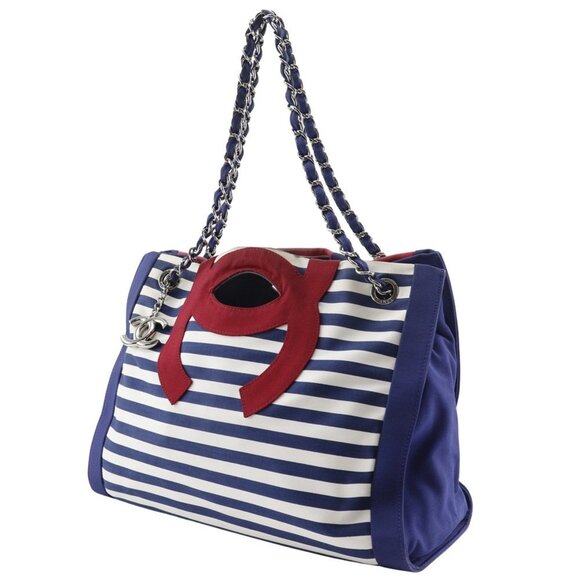 CHANEL Navy Tote Bag - Picture 2 of 16